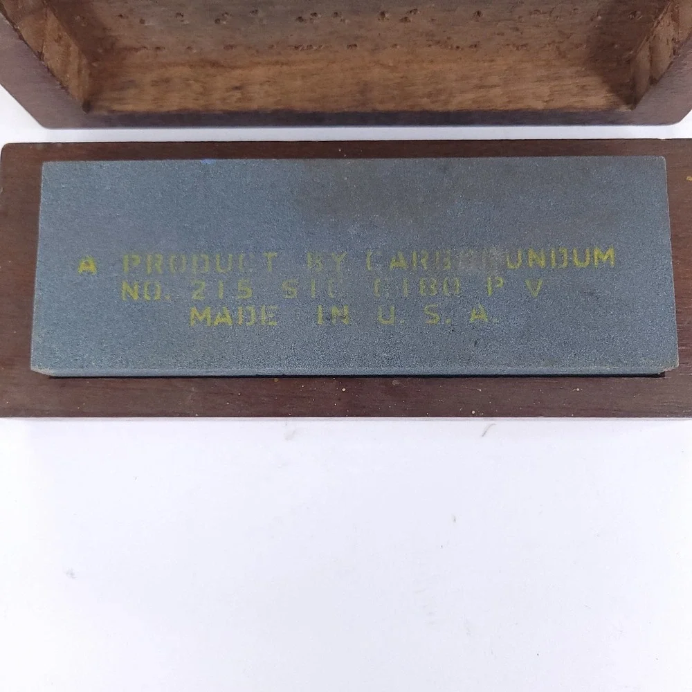 Vintage Carborundum No 215 6
